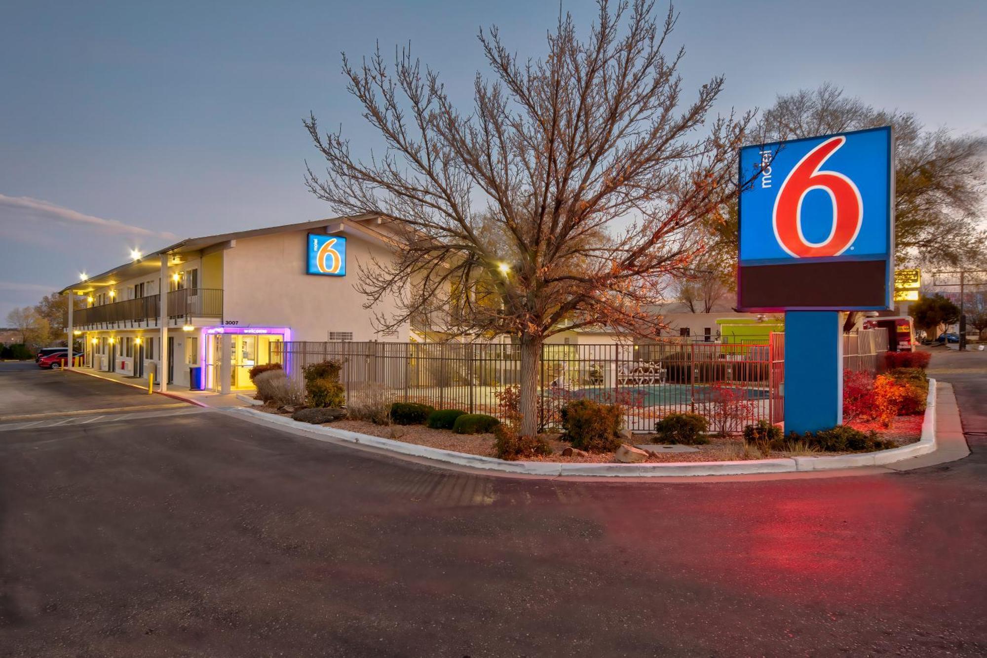 Motel 6 Santa Fe Exterior photo