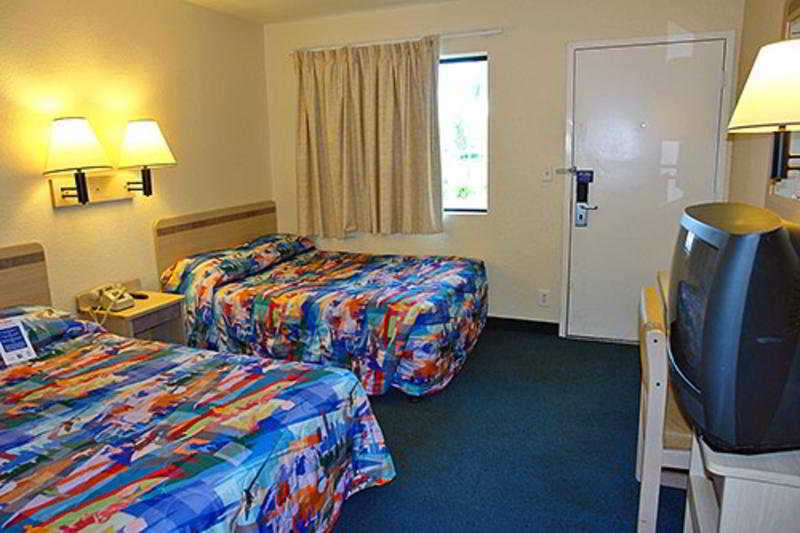 Motel 6 Santa Fe Exterior photo