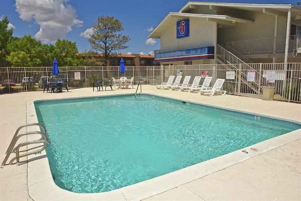 Motel 6 Santa Fe Exterior photo