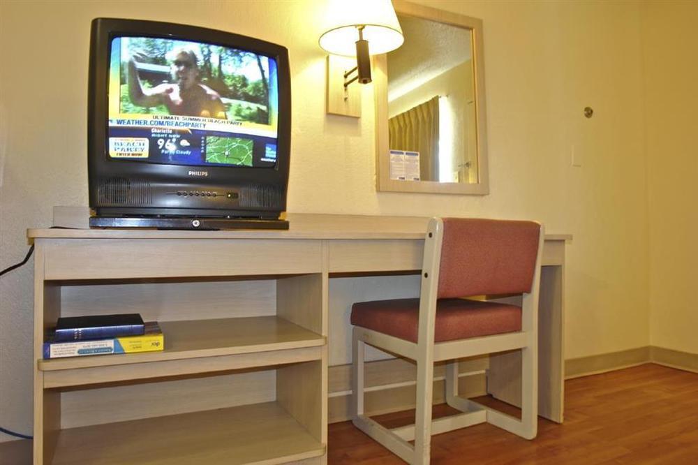 Motel 6 Santa Fe Amenities photo